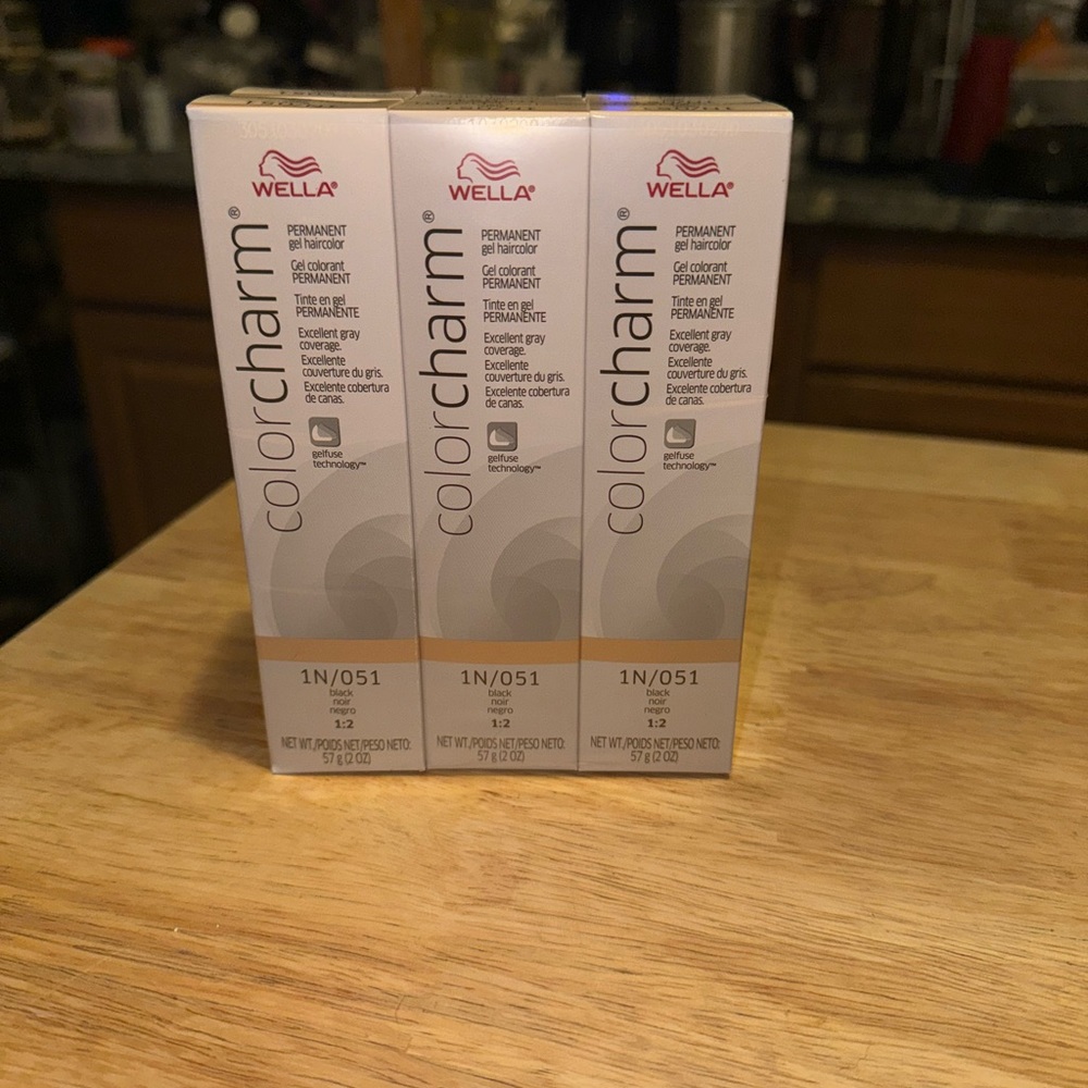 Wella Color Charm Gel Tube 2oz - 051/1N Black -New Lot of six - Picture 3 of 5